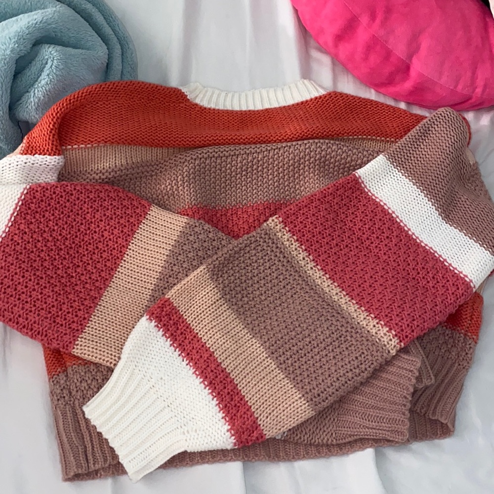 Knitted/Crochet Sweateer